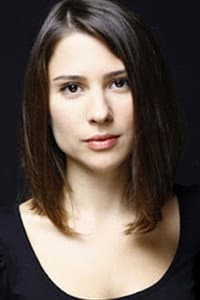 Pelin Doğru in Fakat Müzeyyen Bu Derin Bir Tutku