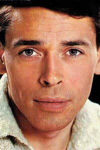 Jacques Brel in Les Assassins de l'ordre