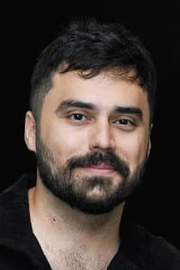 Mohammad Heidari in Ballad of a White Cow