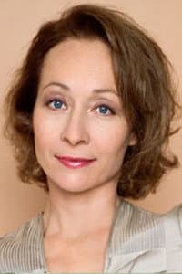 Sona MacDonald in Der Mann auf der Bettkante