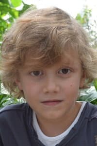 Nathan Lourenço in Un homme au pair