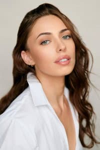 Isabella Ward in Collector