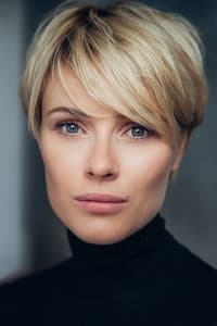 Viktoriya Maslova in Black Dog