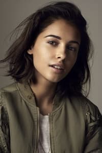 Naomi Scott in In Vitro