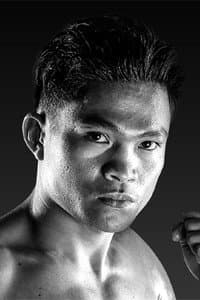 Jerwin Ancajas in Alexandro Santiago vs. Junto Nakatani