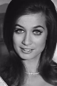 Valerie Leon in Love Me Gangster