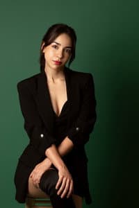 Fatima Favela in Cristales Rotos: Historias de amor, dolor y muerte