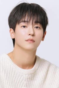 Shin Seong-ha in 미스터 기간제