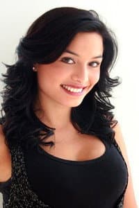 Natalia Salas in Poseídas