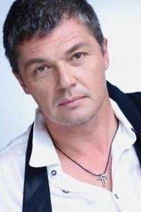 Adrian Păduraru in Căutătorul de vânt