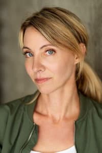 Julia Heinze in Holy Moms