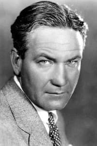 Victor Fleming in Around the World in 80 Minutes with Douglas Fairbanks