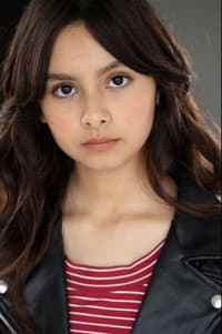 Elizabeth Phoenix Caro in El Colibrí