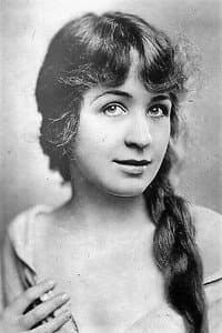 Helen MacKellar in Little Tough Guy