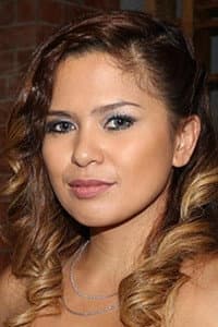 Ana Capri in Alyas Big Time
