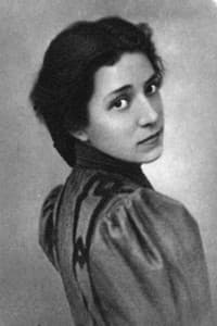 Vera Pashennaya in Повесть о молодоженах