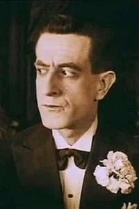 Antonio Gil Varela 'Varillas' in Carceleras