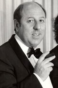 Vincenzo Crocitti in Polvos mágicos