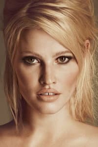 Lara Stone in En moi