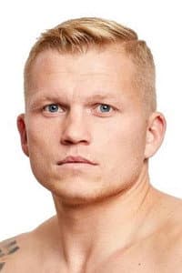 Adam Kolarik in Liam Davies vs. Jason Cunningham