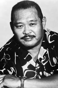 Harold Sakata in Bruce Strikes Back