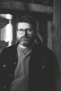 Colin Meloy in Burn to  Shine - Vol. 3: Portland, OR 06.15.2005