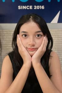 Laura Cantika in Buku Hitam: The Quest of Hanna