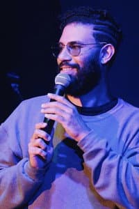 Mikephillippe Oliveros in El vecino