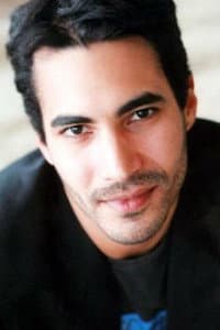 Thiago Martins in Parthenon