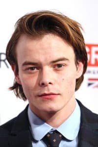 Charlie Heaton in Shut In