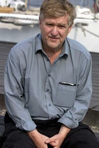 Jonas Falk in Födelsedagar och andra katastrofer