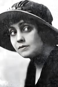 Mildred Manning in Kitty Kelly, M.D.