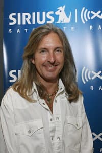 Mark "Sparky" Matejka in Lynyrd Skynyrd: Last of the Street Survivors Farewell Tour Lyve!