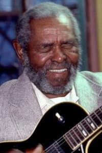 Brownie McGhee in Le blues entre les dents