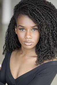 Jasmine Renée Thomas in Falling in Love at Christmas