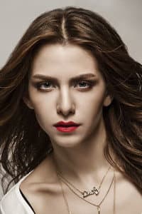 Ezgi Asaroğlu in Acı Aşk