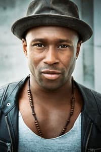 Jerry Kwarteng in Väter allein zu Haus: Andreas