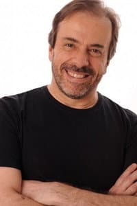 Ricardo Dantas in Antes Que Seja Tarde