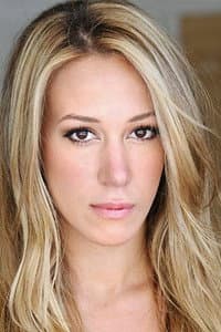 Haylie Duff in Dreams in the Attic