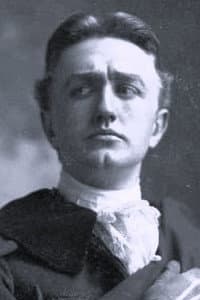 Wallace Worsley in Paws of the Bear