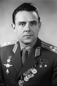 Vladimir Komarov in 10 лет космической эры
