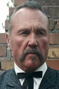 J.D. Pepper in Heart of the Gun