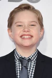 Matthew McCann in Man with a Plan