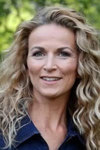 Ann Van den Broeck in Lee & Cindy C.