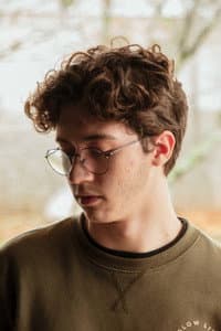 João Emanuel Gomes in a gente faz amor por telepatia