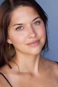 Elizabeth Peterson in Avengers Grimm: Time Wars