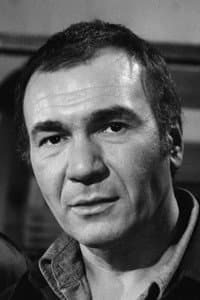 John Colicos in Raid on Rommel