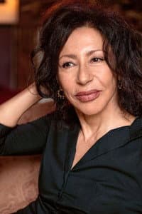 Yasmina Reza in Loin