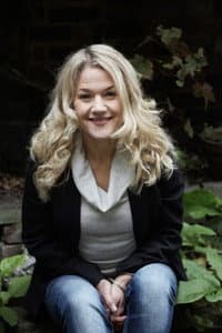 Camilla Strøm Henriksen in Besøkstid
