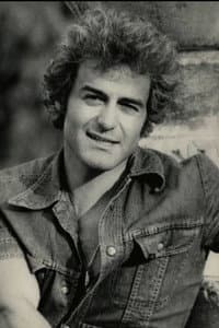 Gonzalo Vega in Nosotros los nobles